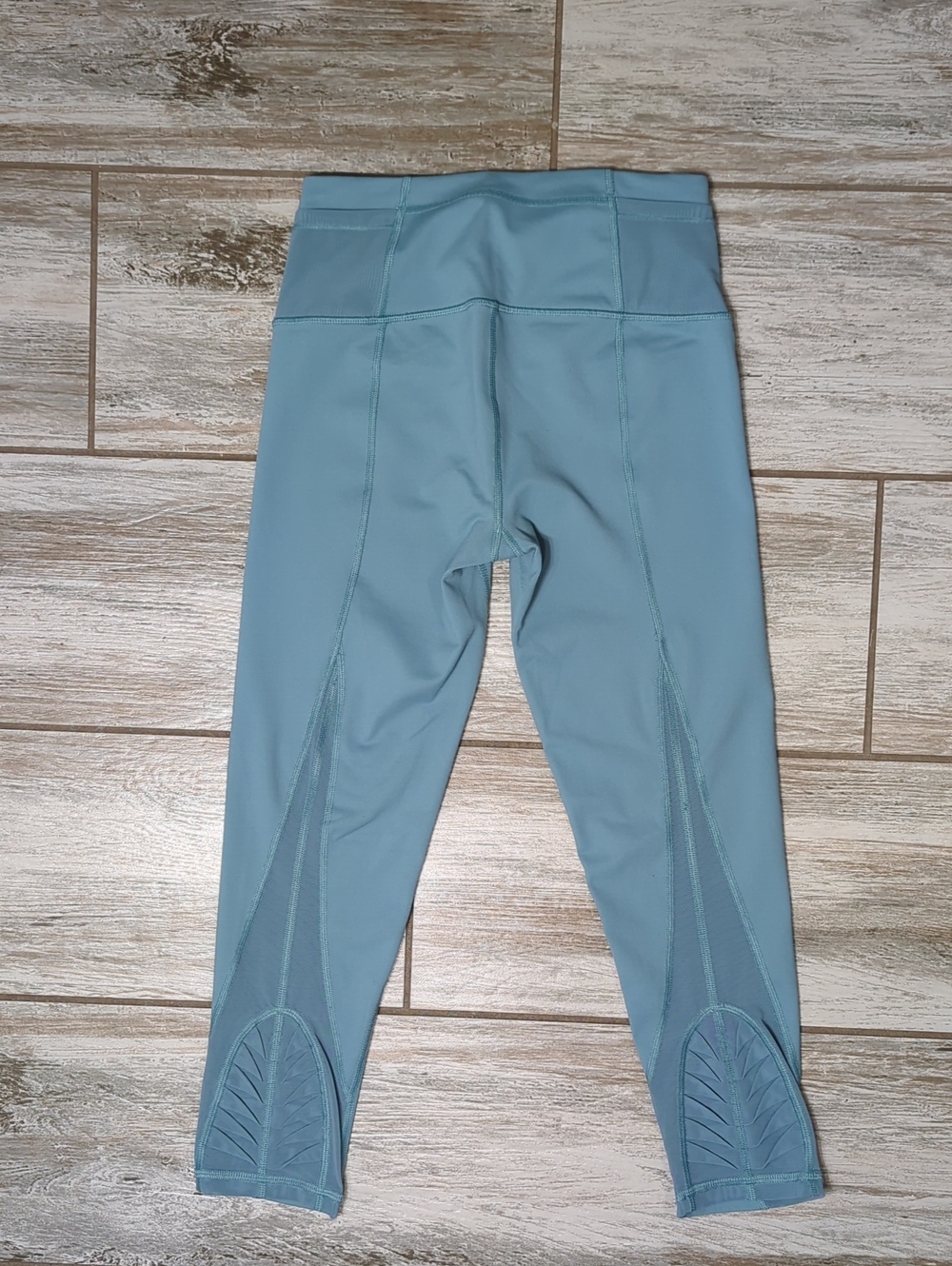 Victoria Sport Knockout Mesh Ankle Leggings Light Blue XS
